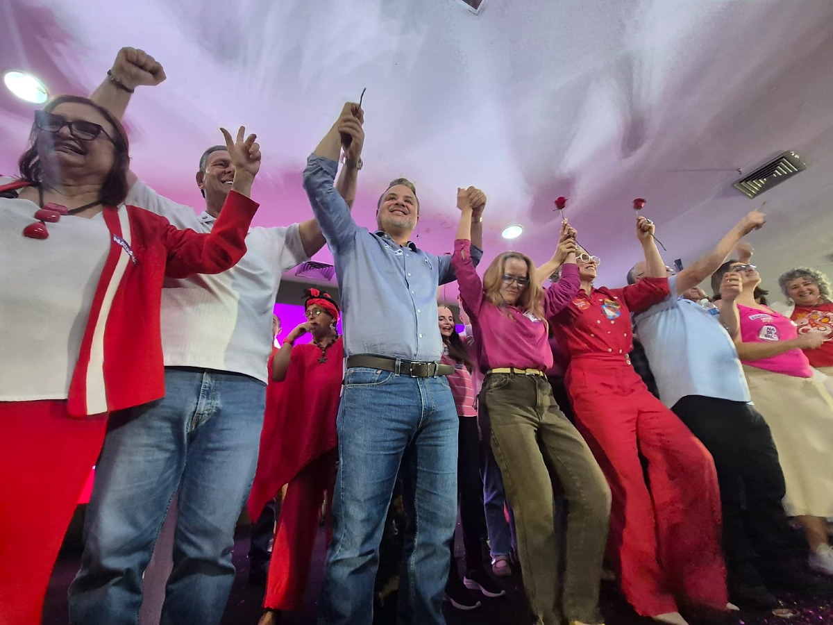 Grupo pró-Lula prega democracia e união entre aliados e alfineta adversários: Aqui não tem brigas | Rdnews
