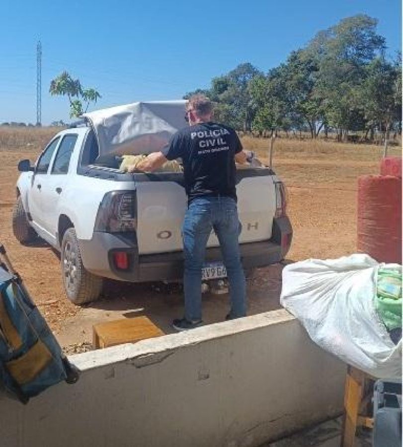 Polícia Civil acompanha retirada de pertences de vítima de violência doméstica em Barra do Garças