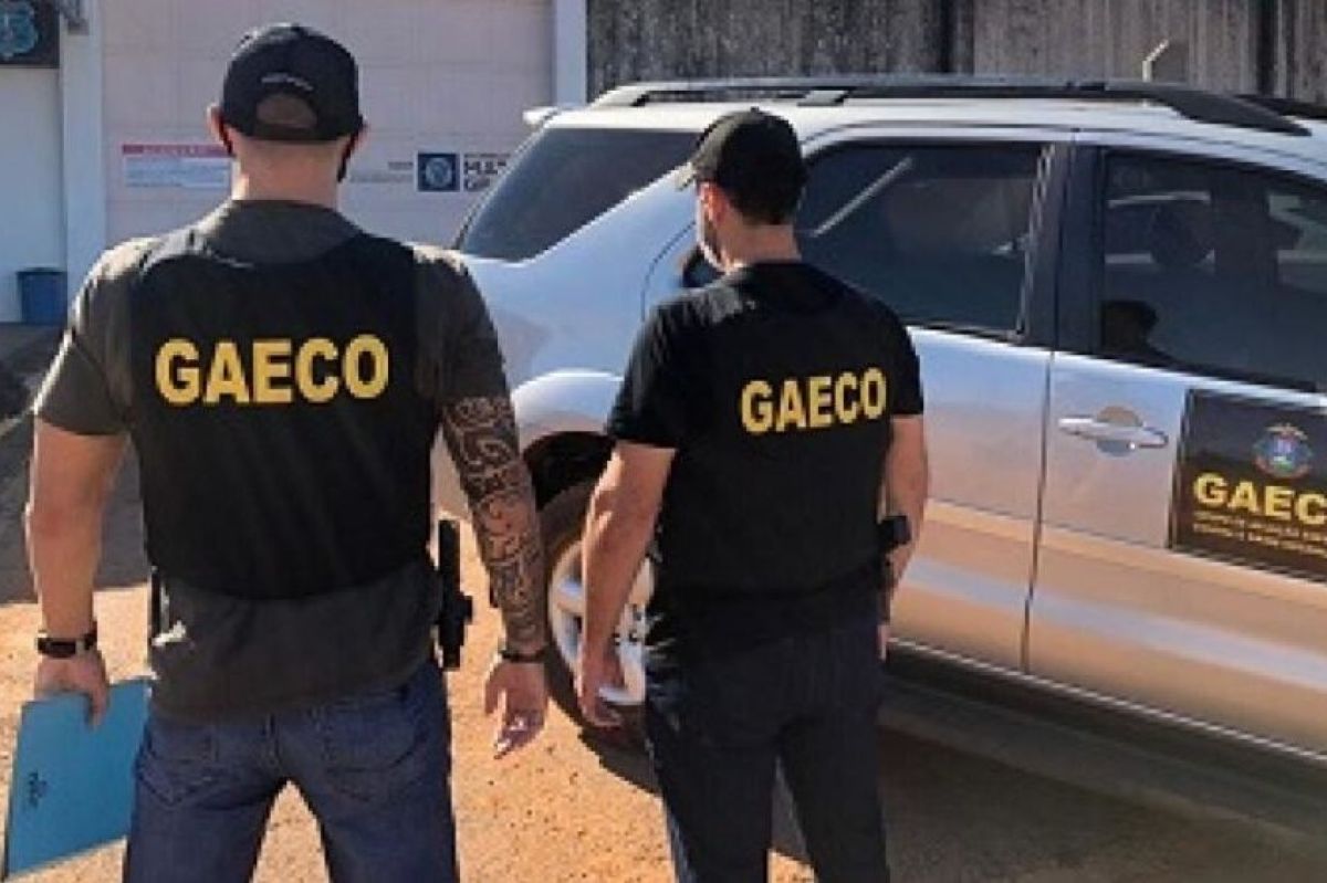 Gaeco prende dois e desmonta esquema de “disciplinas” de facção em MT