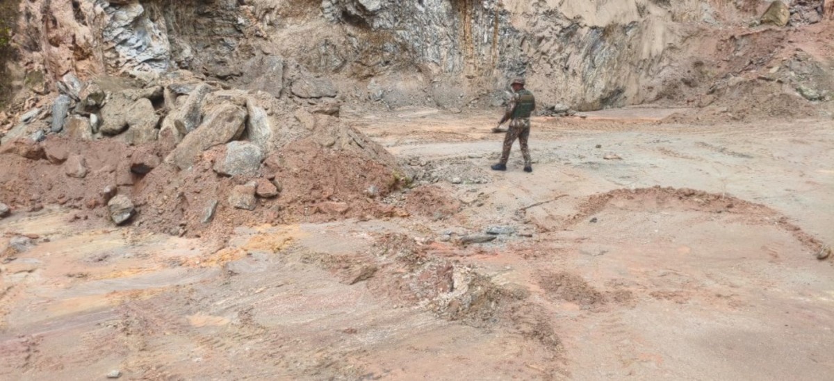 Polícia Ambiental identifica extração mineral irregular em Paraty