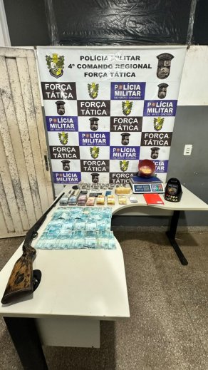 Traficante preso com espingarda, drogas e R$ 15 mil em dinheiro | FOLHAMAX