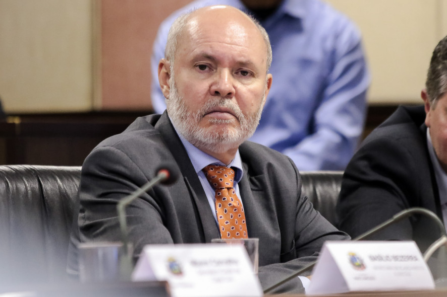 Procurador-geral pede exoneração e Felipe Florêncio assume