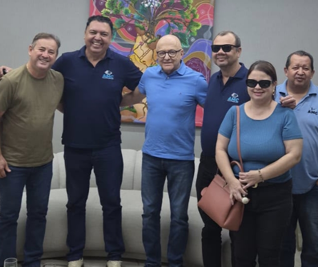 Dr. Eugênio articula prédio para Associação Mato-grossense de Cegos.