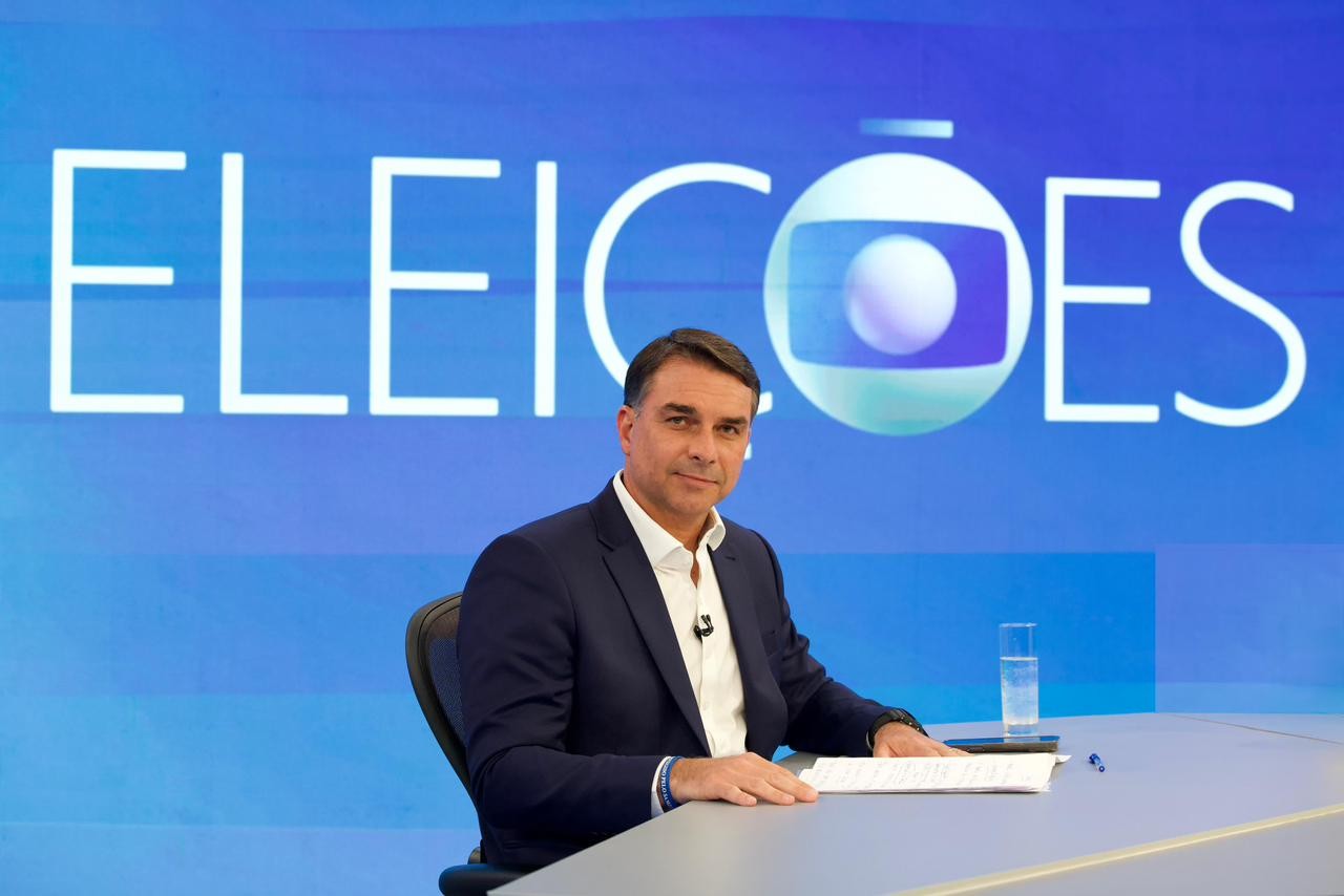 Globo entrevista Flávio Bolsonaro, candidato a presidente pelo PL