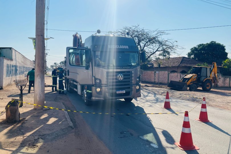 Prefeitura refora limpeza para reduzir riscos de alagamentos | FOLHAMAX