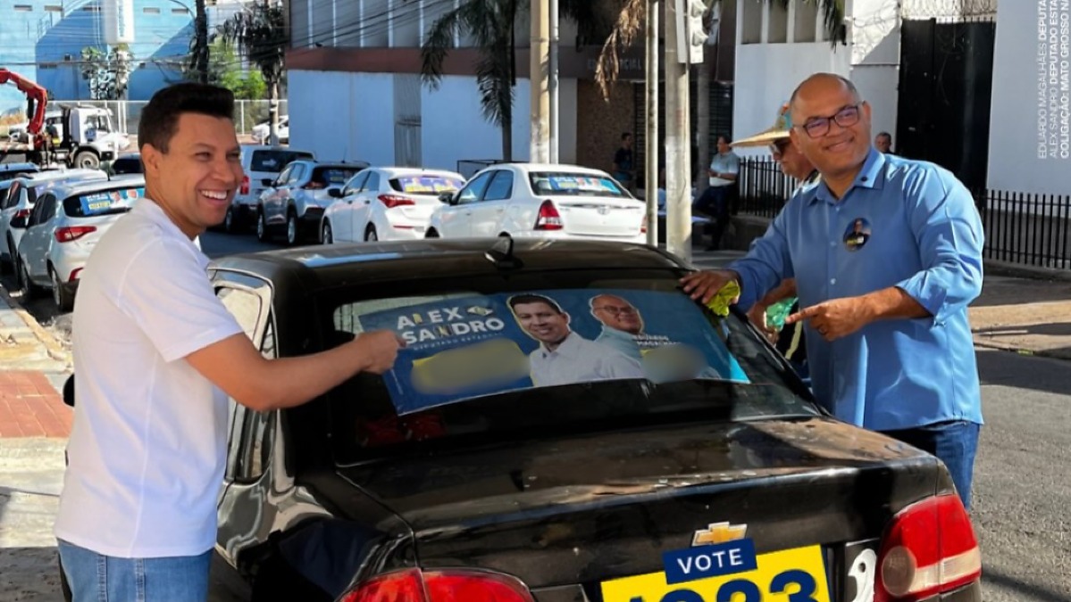 Do lado de fora, igreja pede voto para dois pastores de Cuiabá: “Deus pode contar com você?” | Rdnews