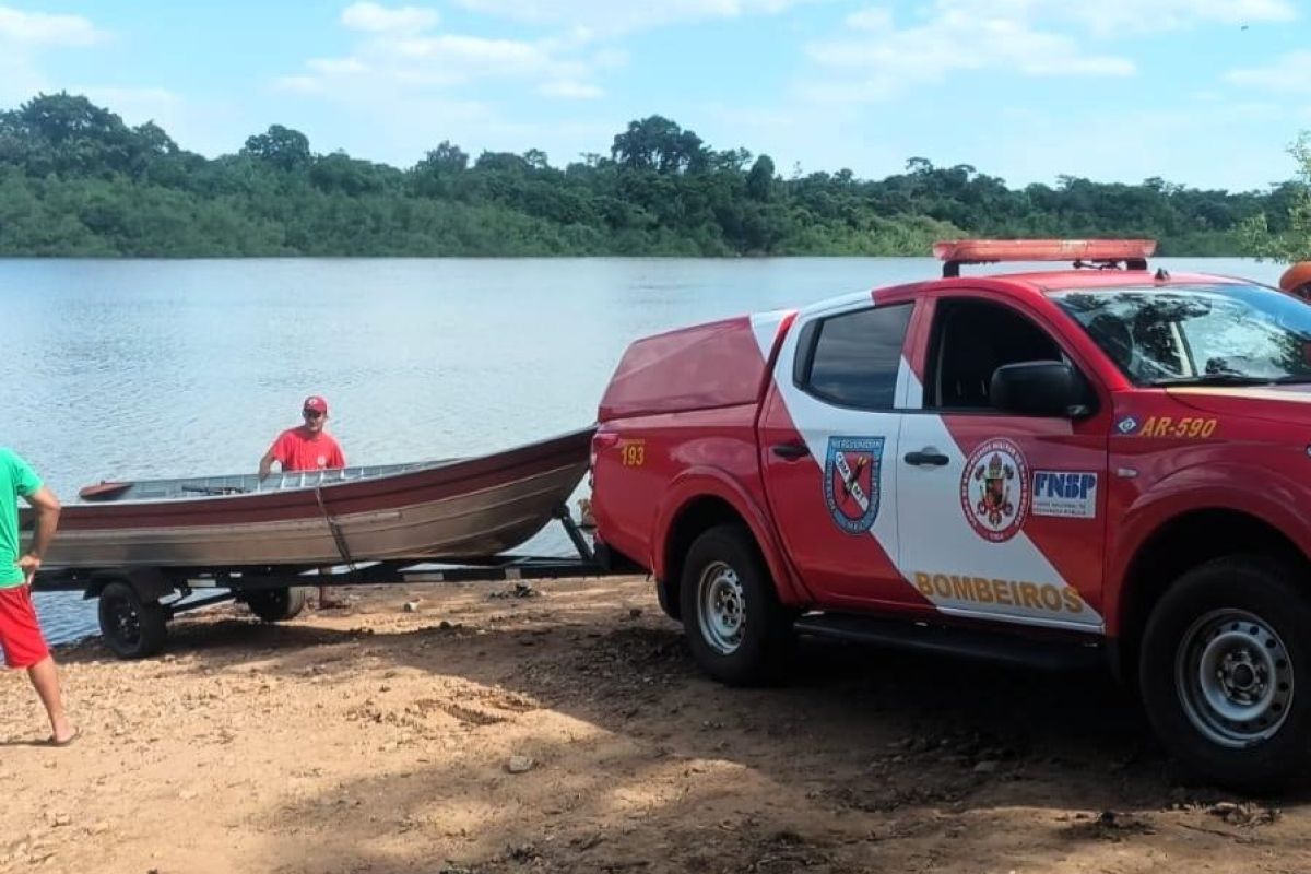 Corpo de Bombeiros resgata dois corpos no Rio Teles Pires em MT