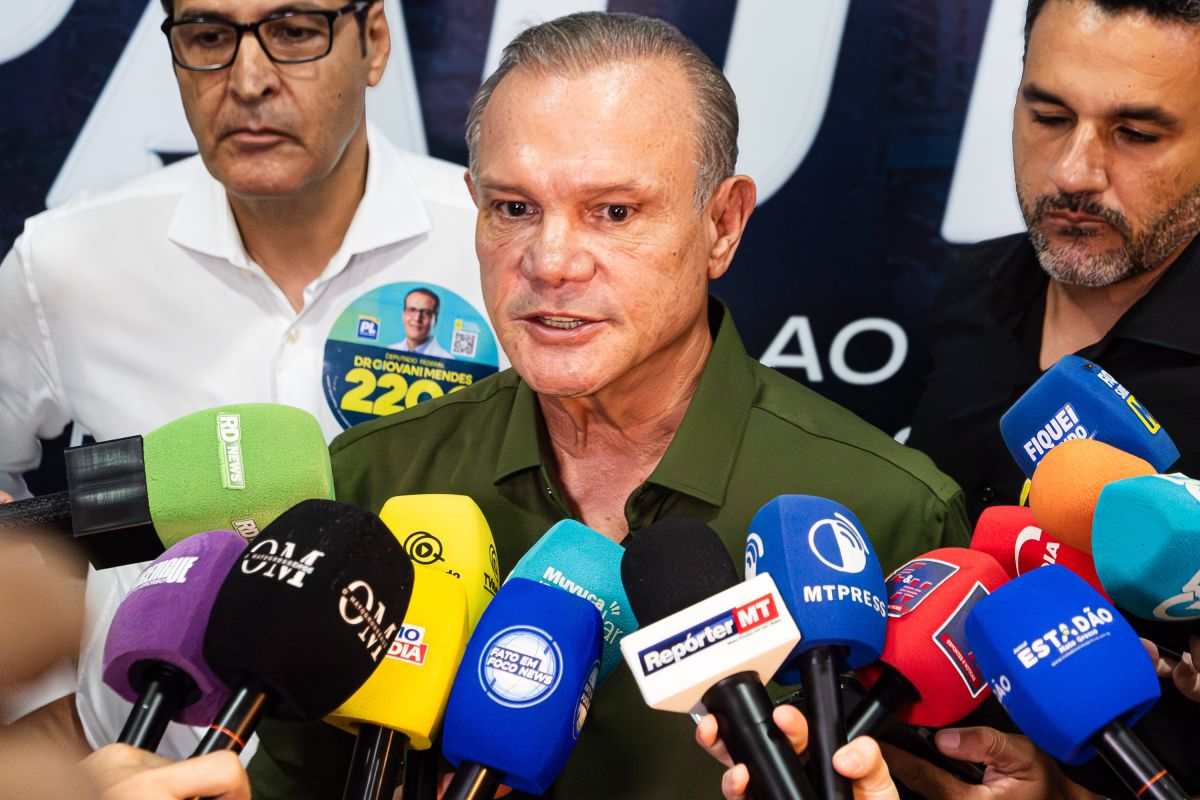 WF minimiza ausência em ato de Medeiros e nega mal-estar