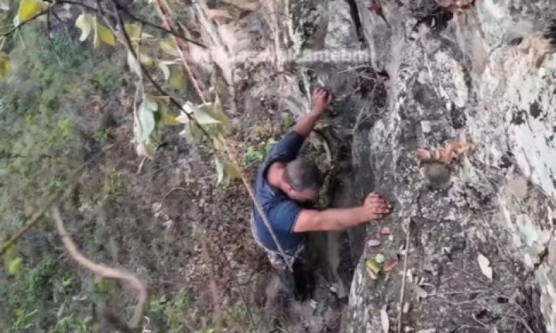 Turista fica 11h preso em penhasco aps escorregar ao tirar selfie | FOLHAMAX