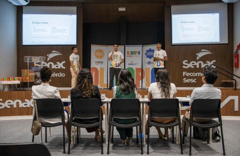 Alunos vencem Olimpadas do Comrcio com plataforma sobre exerccios fsicos | FOLHAMAX