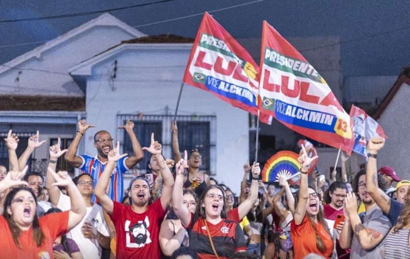 Justia nega reintegrar funcionria da Sade que participou de ato pr-Lula | FOLHAMAX