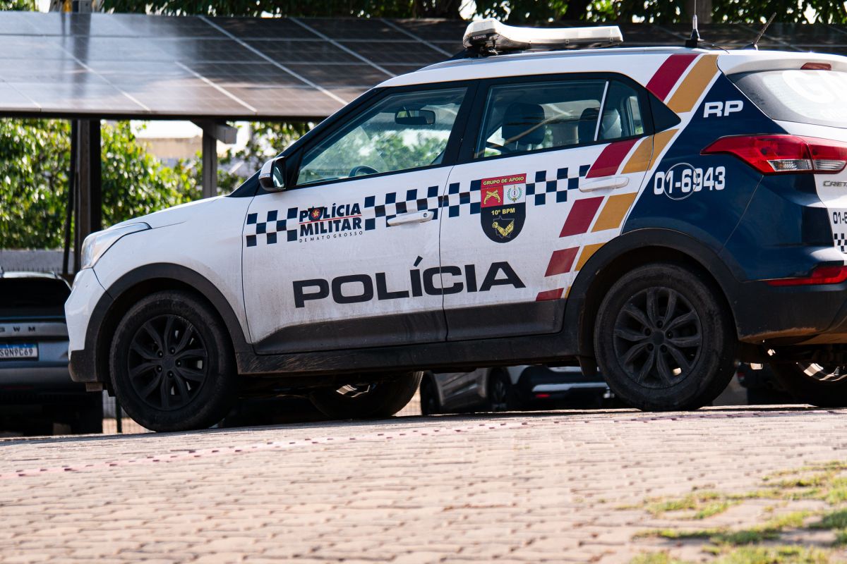 PM prende dupla com 110 tabletes de drogas em cidade de MT
