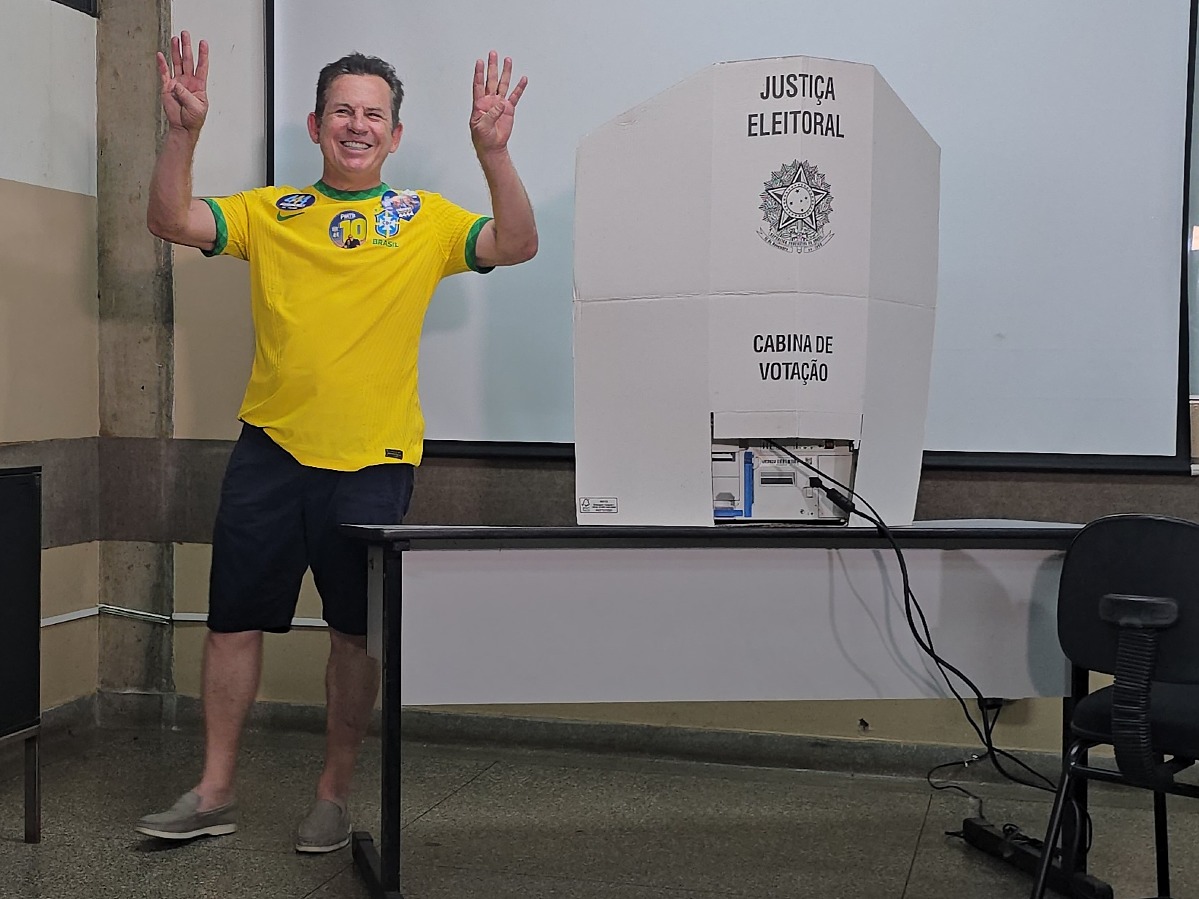Mauro vota na UFMT e defende revisão da Constituição: “Chegou a hora” | Rdnews