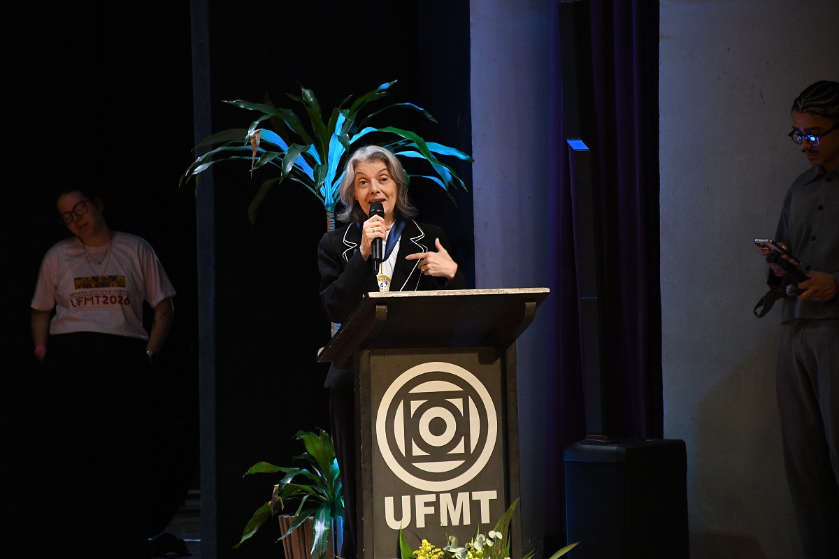 “Parem de nos matar”: Cármen Lúcia critica machismo durante visita à UFMT | Rdnews
